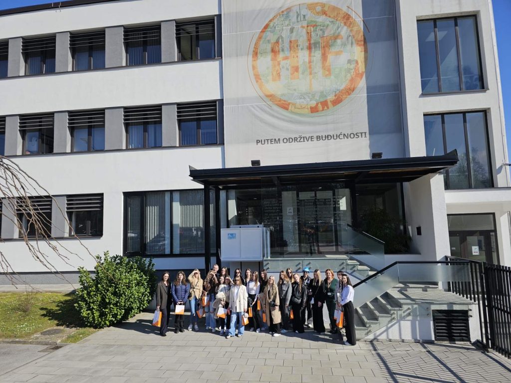 Učenici naše škole posjetili “Hemofarm” u Banja Luci